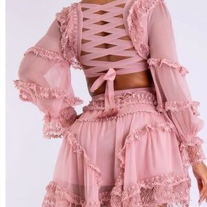 NWT Rosevelvet Two Piece Elegant Pink Lace Trim Skirt Set Size Medium.